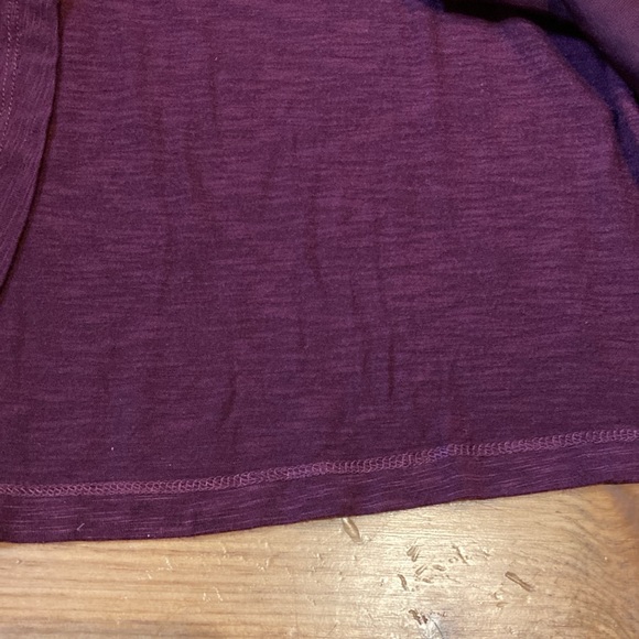 DOLAN T-Shirt M Mixed Media Raglan Sleeve Pocket Tee Round Neck Burgundy Maroon - Picture 9 of 9